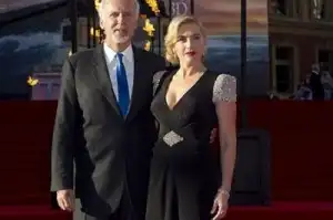 Titanic 3D é exibido em pré-estreia com a presença de James Cameron e Kate Winslet 1 titanic3d e1332951773123