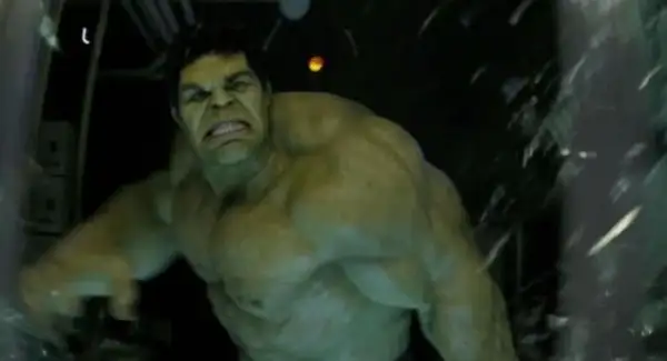 os vingadores primeira foto de hulk no filme é divulgada