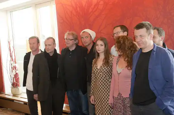 elenco elenco