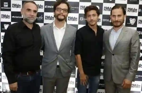 01 praia do futuro papo de cinema1 e1401408000785