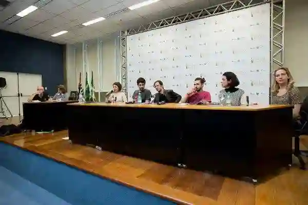 debate-nao-pare-na-pista-papo-de-cinema 20140724 debate nao pare na pista papo de cinema