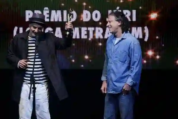 sangue-azul-papo-de-cinema 20140728 sangue azul papo de cinema