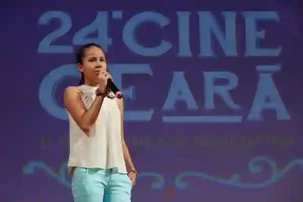 vanessa-alvario-cine-ceara-papo-de-cinema 20141118 vanessa alvario cine ceara papo de cinema