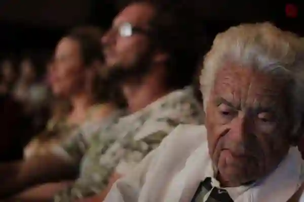 06-cine-pe-o-gigantesco-ima-papo-de-cinema 20150508 06 cine pe o gigantesco ima papo de cinema