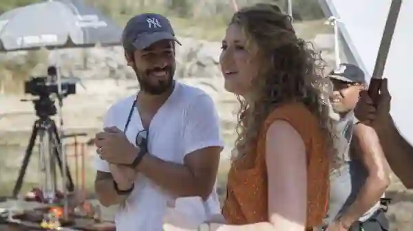 Comédia de turma em A Esperança É a Última que Morre 3 Calvito Leal e Dani Calabresa no set de filmagem