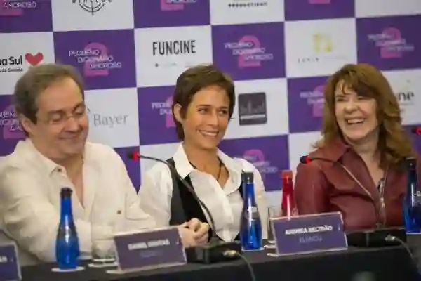 Novas letras para Pequeno Dicionário Amoroso 2 2 Daniel Dantas, Andréa Beltrão e Sandra Werneck