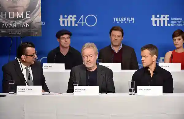 Sean Bean fala sobre sua participação em Perdido em Marte 3 Sean Bean, Ridley Scott, Matt Damon e a equipe de Perdido em Marte