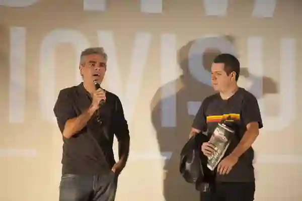 XX Cine PE #02 :: A Política na tela e no palco do Cine São Luiz 5 Nizzo Neto e Bruno Safadi no palco do Cine São Luiz