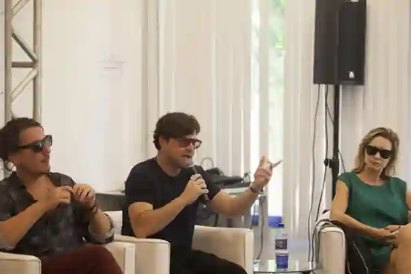 Caio Soh e o seu Por Trás do Céu no Cine PE 2016 4 Caio Soh, Emílio Orciollo Netto e Paula Burlamaqui em coletiva durante o Cine PE 2016