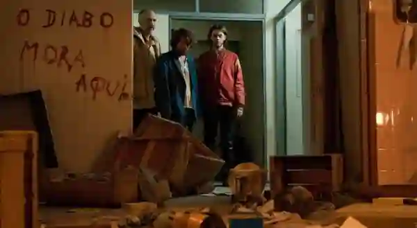 Cena de Os Inimigos da Dor