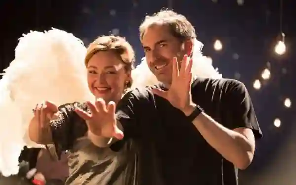 Exclusivo! Xavier Giannoli fala sobre Marguerite! 3 Xavier Giannnoli e Catherine Frot no set de Marguerite