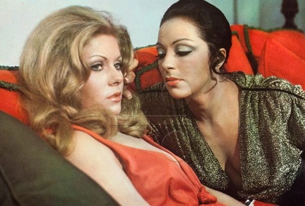 A Super Fêmea 2 super-femea-papo-cinema-03