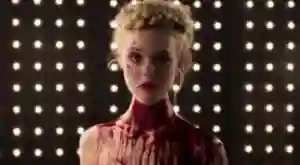 20160916 demonio de neon papo de cinema 03 e1474035807671