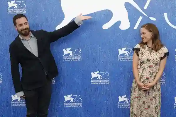 73° Festival de Veneza :: Começa a escalada de Jackie, de Pablo Larrain 3 Pablo Larraín e Natalie Portman em Veneza