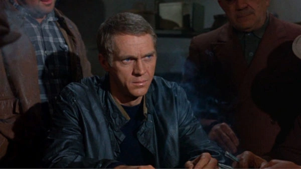 02-a-mesa-do-diabo-papo-de-cinema