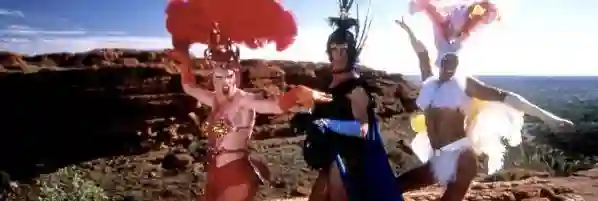 priscilla_a_rainha_do_deserto_papo-de-cinema