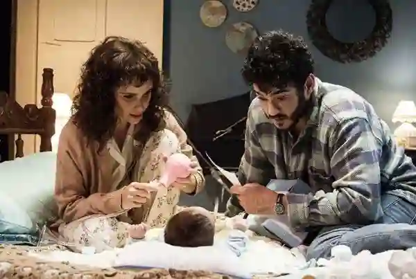 Cena de O Filho Eterno, com Debora Falabella e Marcos Veras