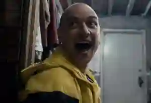 M. Night Shyamalan volta ao topo das bilheterias norte-americanas com Fragmentado 2 20170122 fragmentado papo de cinema