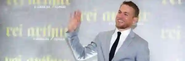 20170518 06 charlie hunnam papo de cinema e1495136426938