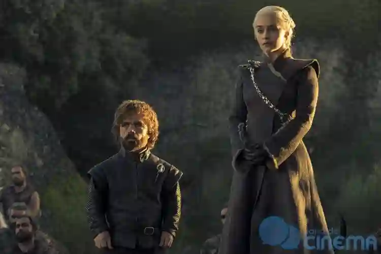 20170810 peter dinklage as tyrion lannister and emilia clarke as daenerys targaryen photo macall b. polay hbo copy