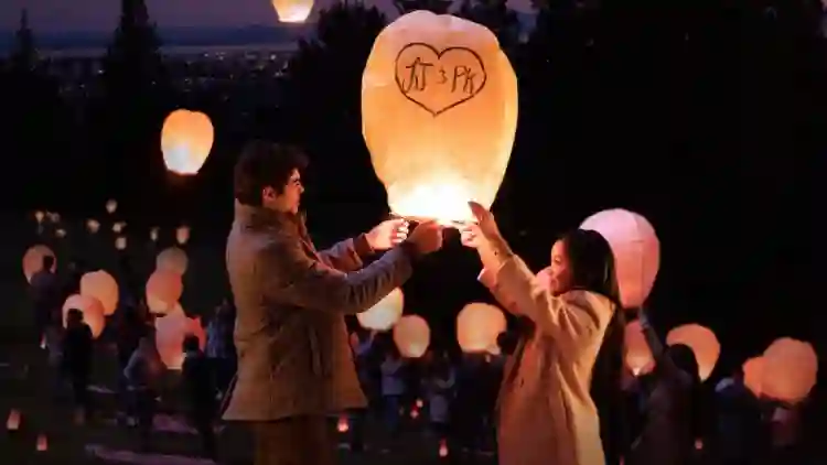 Para Todos os Garotos: P.S. Ainda Amo Você :: “Acho que as pessoas adoram o modo como elas próprias se sentem quando veem Peter e Lara Jean juntos”, diz Noah Centineo 5 20200213 noah centineo 06 papo de cinema