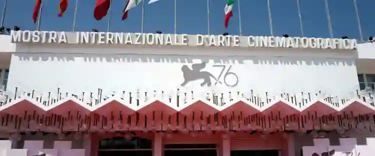 20200421 veneza carrossel