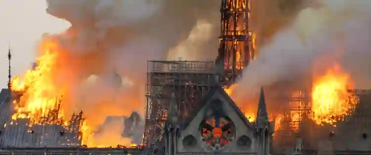 Incêndio na Catedral de Notre-Dame será tema de "filme de ação emocionante" 2 20200617 catedral notre dame papo de cinema 1200