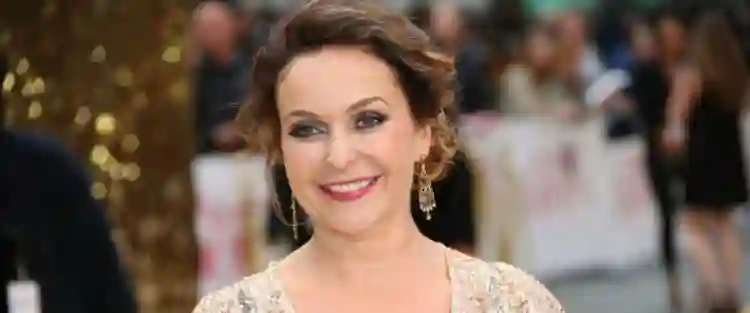 A Fuga das Galinhas 2 muda vozes originais e gera protesto de atriz 2 20200710 julia sawalha papo de cinema 1200