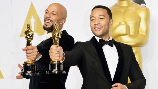 20150224 common john legend oscars glory papo de cinema