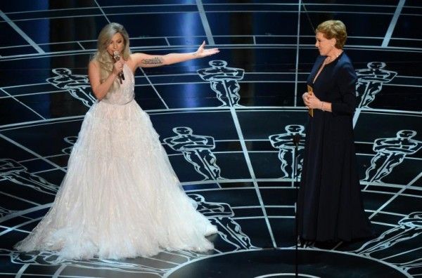 20150224 julie andrews lady gaga 2015 oscars papo de cinema