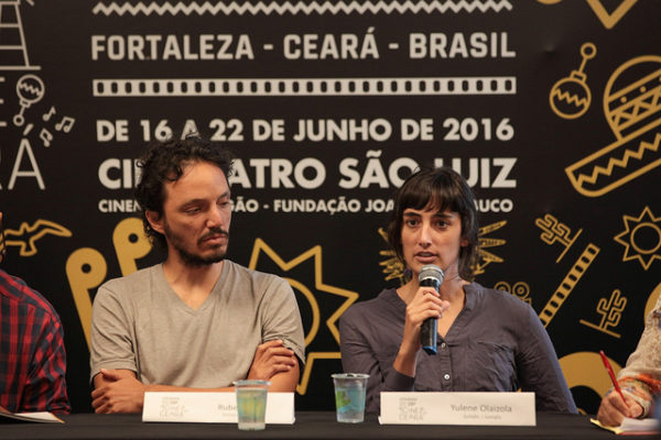 Rubén Imaz e Yulene Olaizola conversam com os jornalistas. Foto Rogério Resende