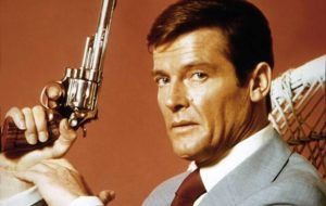 20170524 roger moore 720x456