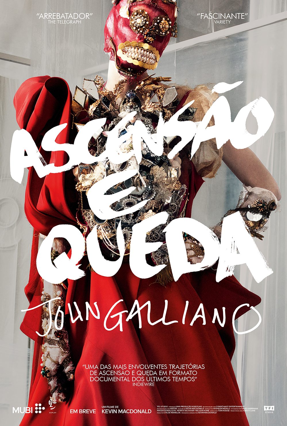 20240213 ascensao e queda john galliano papo de cinema cartaz 750