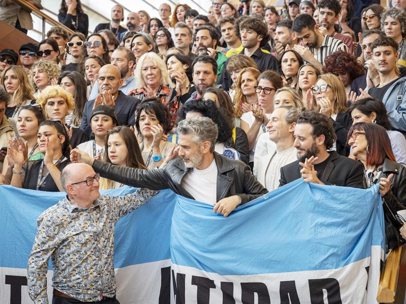 Festival de San Sebastián 2024 :: Profissionais argentinos protestam contra medidas de Milei